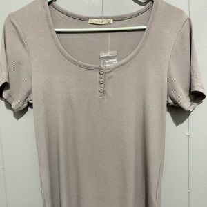 Clad & Cloth Scoop Neck Ribbed Tee